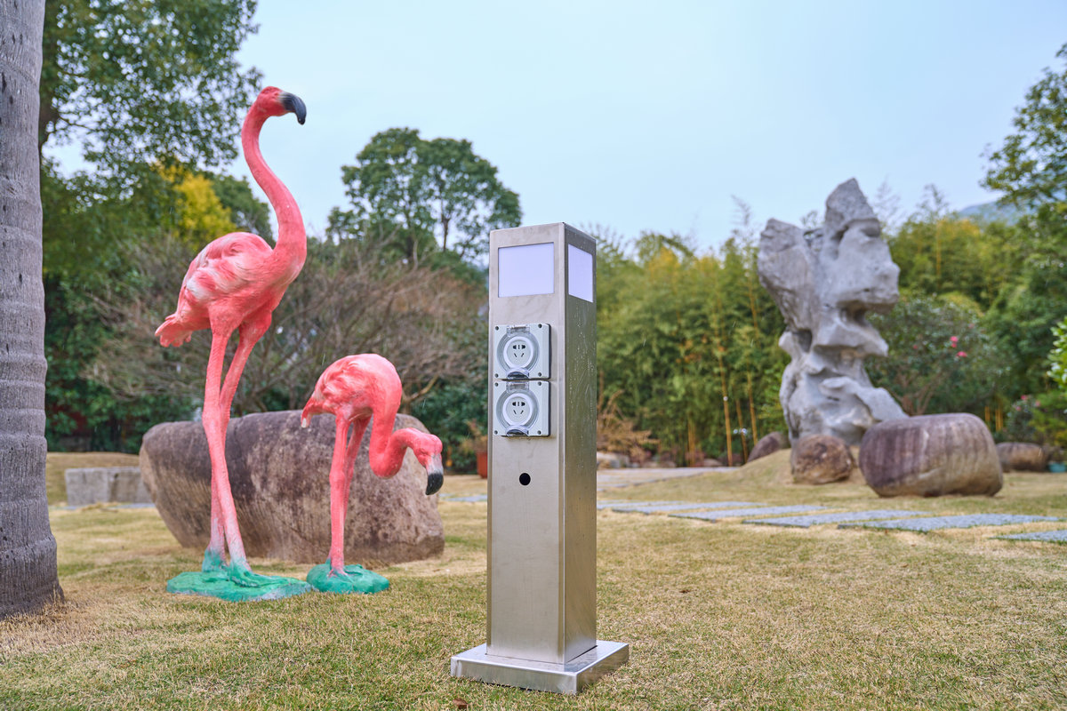 戶外多功能一體式水電樁